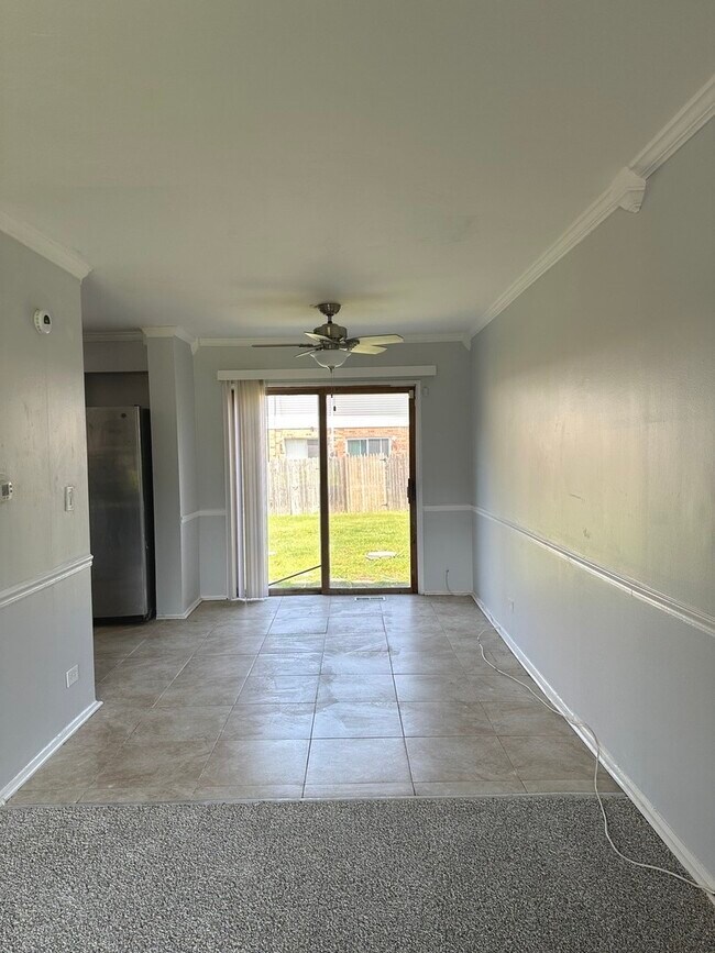 Foto del edificio - 4014 Euclid Ln
