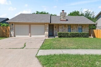 Building Photo - 802 Lawnmont Dr