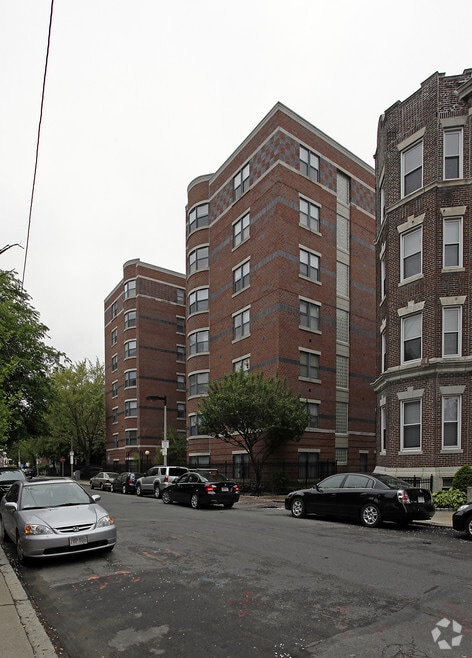 Building Photo - 50 Peterborough St