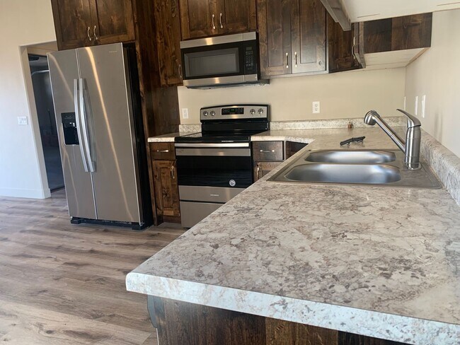 Foto del edificio - Beautiful Home in Enterprise!