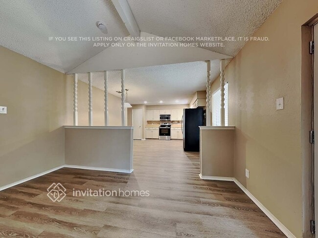 Building Photo - 6410 Walnut Springs Dr