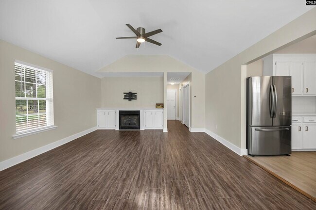 Building Photo - 118 Hutto Hill