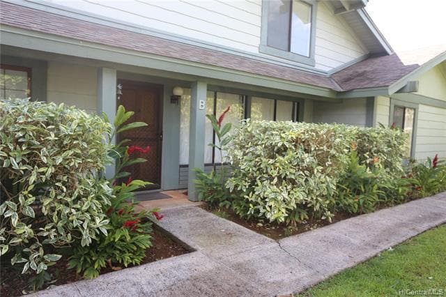 Building Photo - 98-1794-1794 Kaahumanu St