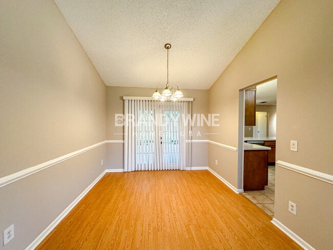 Building Photo - 14280 Falconhead Dr