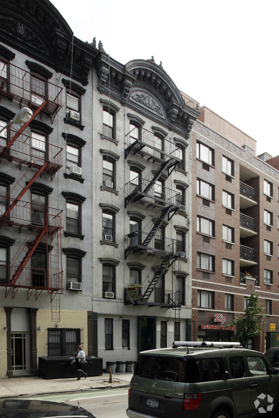 Building Photo - 162 Stanton St