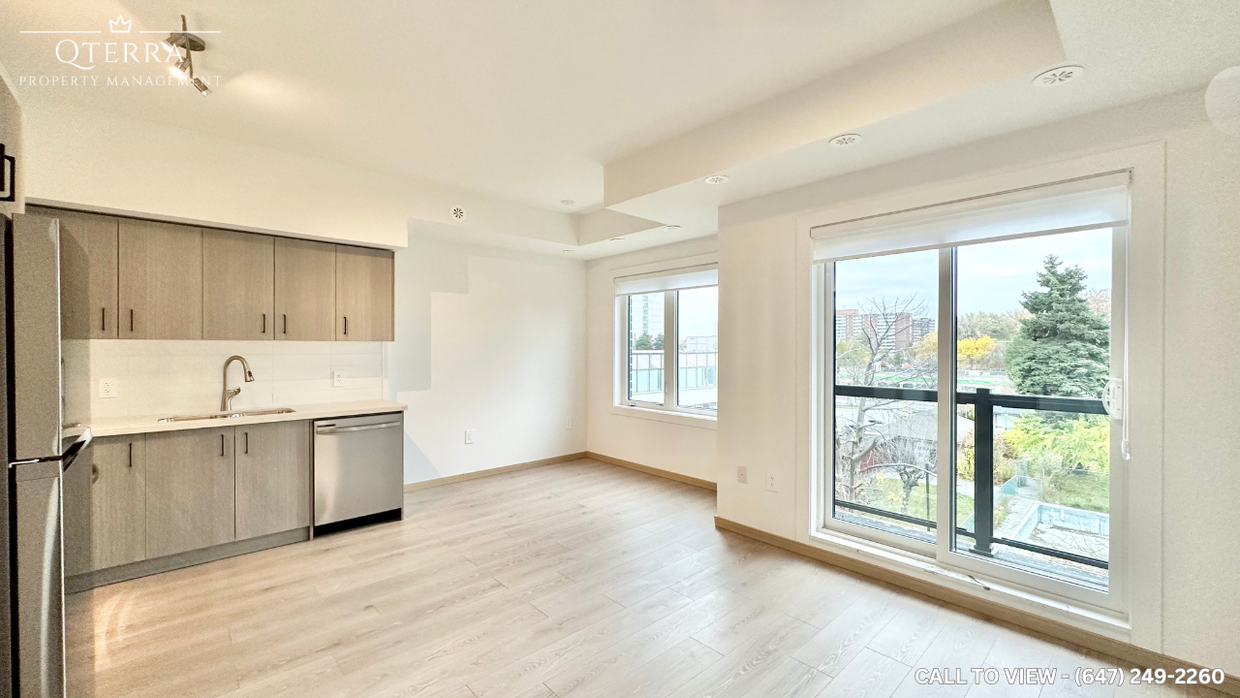 Primary Photo - 315-3423 Sheppard Av E
