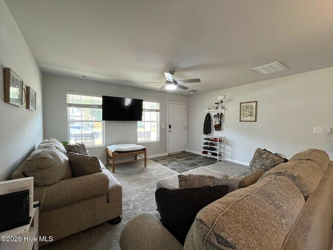 Foto del edificio - 784 Conductor Ct