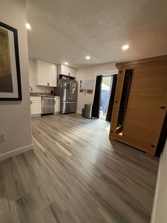 Foto del edificio - 2063 Oak Meadow Cir