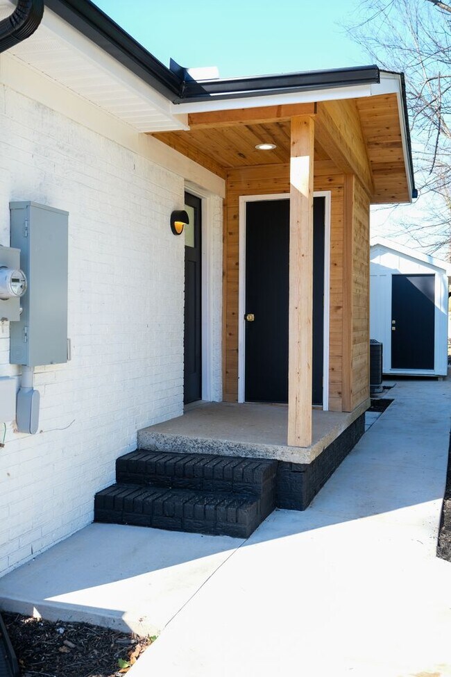 Foto del edificio - Custom Design Home in Greenville w/ Lawn Care included!