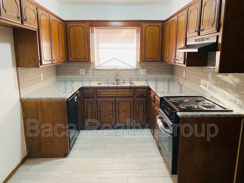 Foto principal - 305 S Fifth Street
