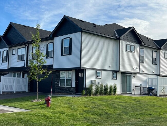 Building Photo - 5219 Long Pointe Pass