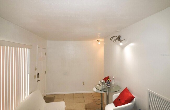 Foto del edificio - 2300 SW 43rd St