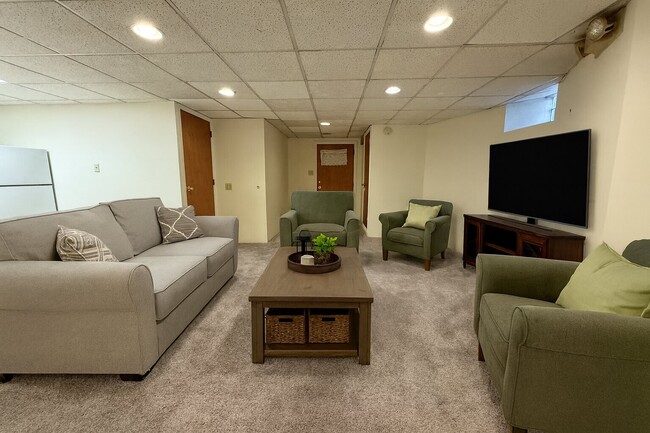 Photo - 604 Primos Ave Apartment