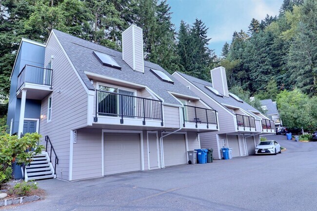 Building Photo - 2 br, 1.5 bath Townhome - 4525 South 248th...