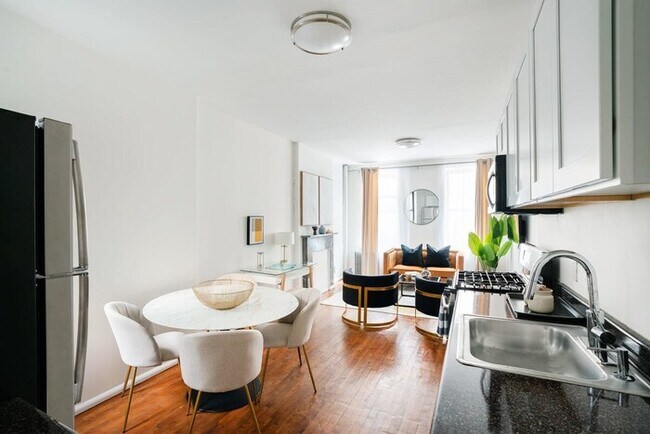 Building Photo - 1288-3RN New Renovated 1 Bedroom in UES