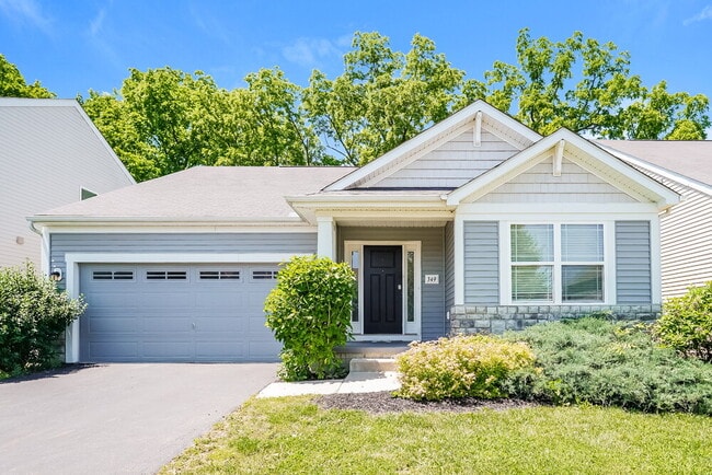 Building Photo - 349 Cloverhill Dr