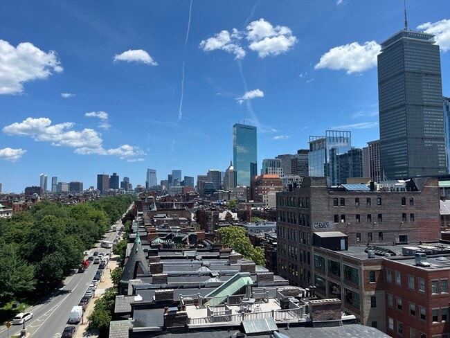 Building Photo - 362 Commonwealth Ave