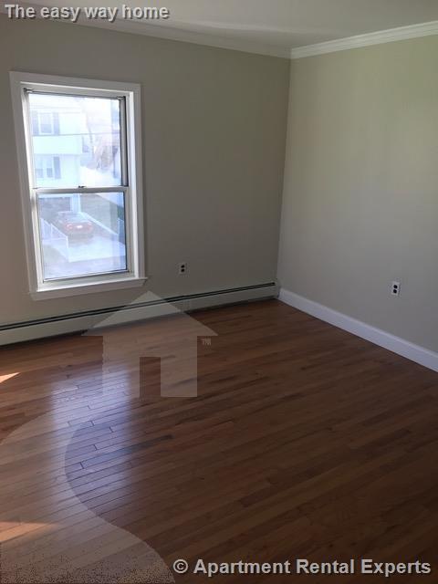 Foto del edificio - 25 Fourth St Unit #2