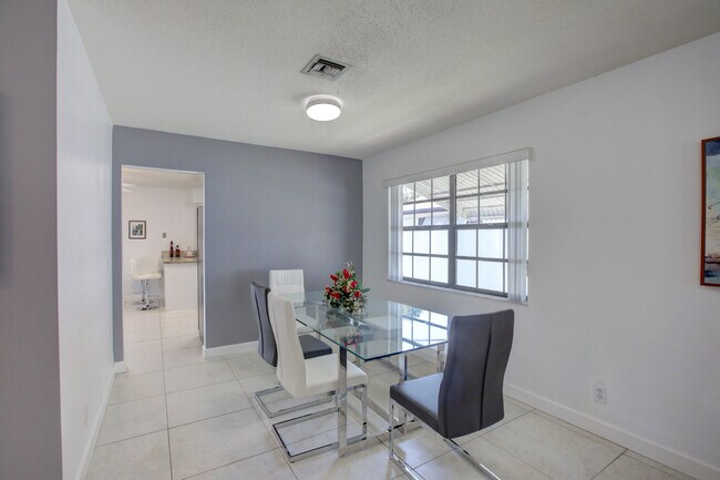 Foto del edificio - 418 SE 4th St