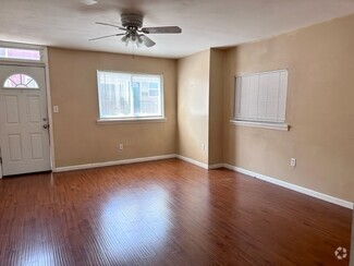 Building Photo - 1119 Freyburg St