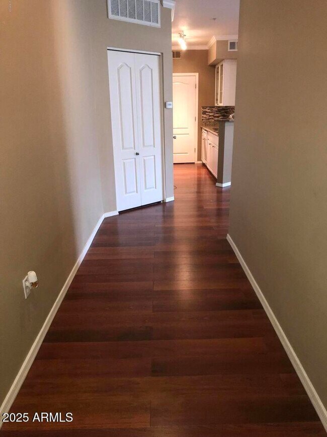 Foto del edificio - 1701 E Colter St