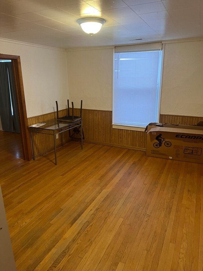 Building Photo - 25 Carroll St