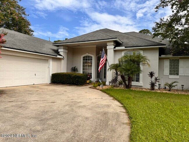 Building Photo - 148 Fairway Oaks Dr