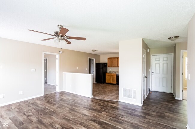 Building Photo - 1843 Sweet Blossom Ln