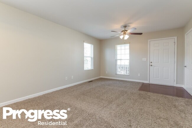 Building Photo - 94 Hood Park Dr