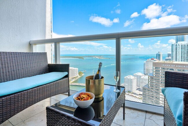 Foto del edificio - 485 Brickell Ave