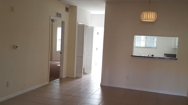 Foto del edificio - 8342 Bernwood Cove Loop