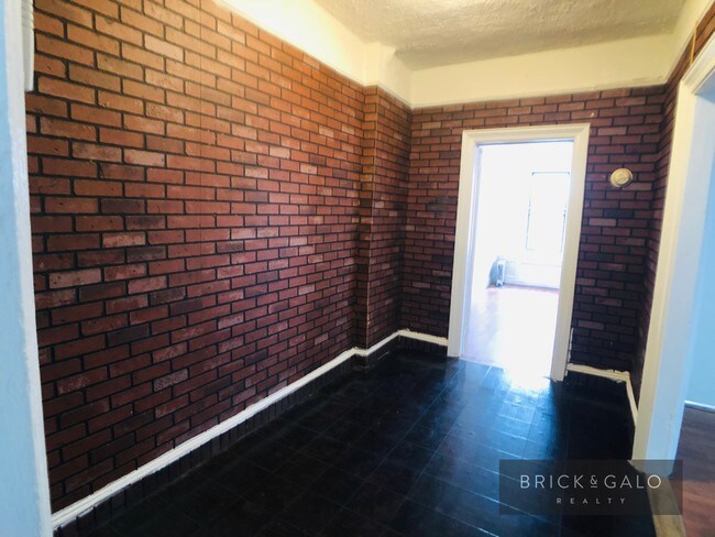 Building Photo - 1535 Ocean Ave