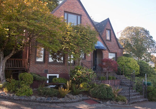 Foto principal - 3405 SW Barbur Blvd
