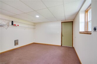 Building Photo - 624 Angiline Dr