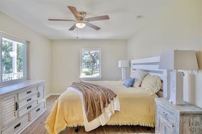 Foto del edificio - 240 Harmon Ave