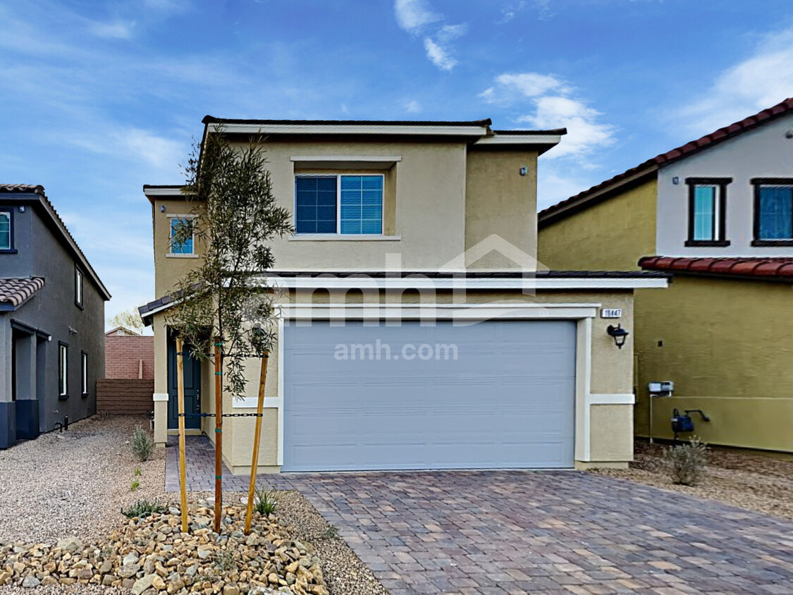 Foto principal - 10447 Beavertail Hill Ave