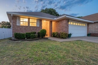 Building Photo - 224 Coronado Cir