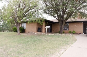Building Photo - 122 Loch Lomond Rd