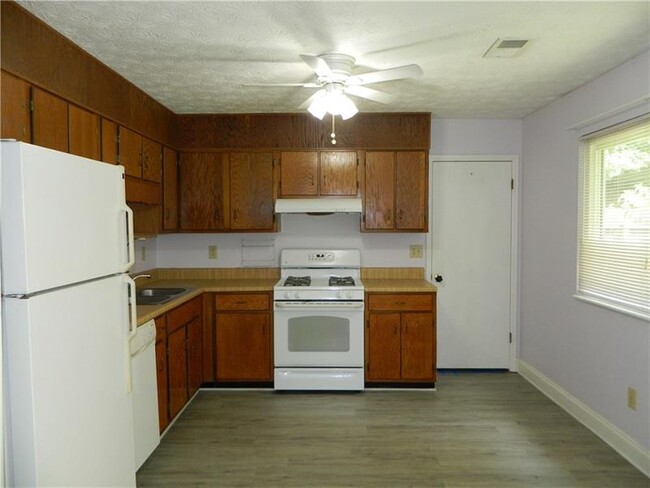 Building Photo - 4369 Buckingham Pl