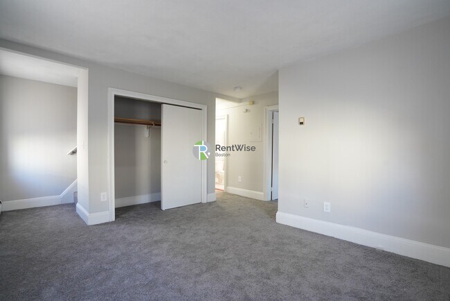 Building Photo - 3 Winship Pl