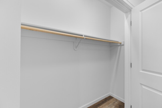 Foto del edificio - 51 E Main St