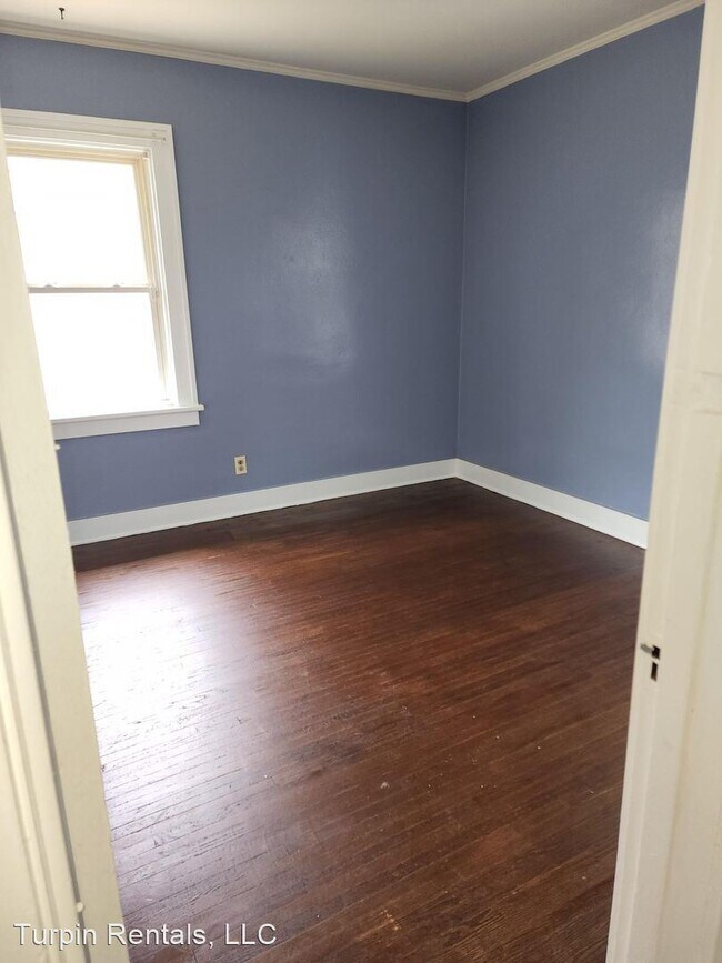 Building Photo - 3 br, 1 bath House - 2215 N Ellis St