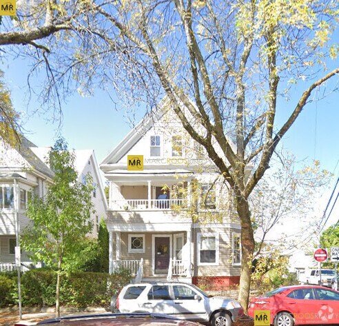 Building Photo - 68 Willow Ave