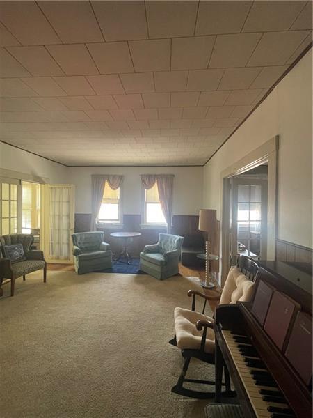Foto del edificio - 233 E Pine St