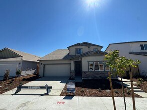 Building Photo - 8097 Trapper Rnch Rd