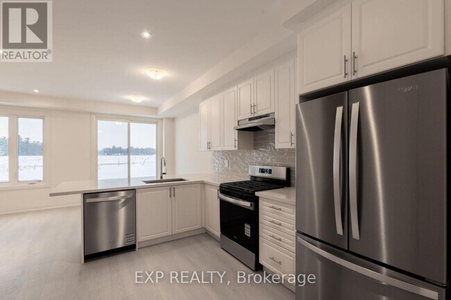 Building Photo - 26 Stockholm Rd