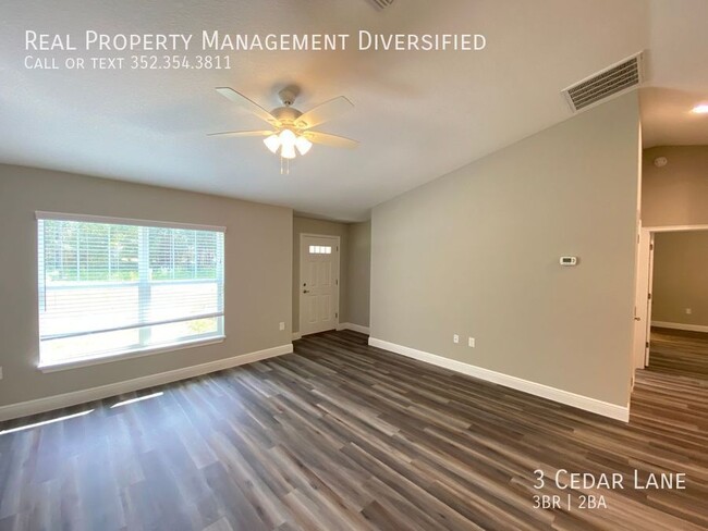 Foto del edificio - 3 Cedar Ln