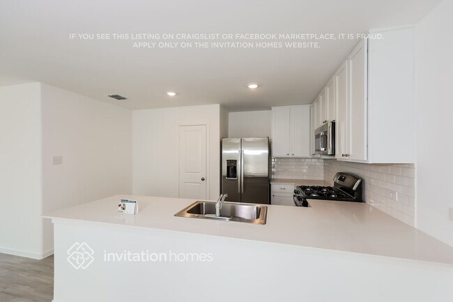 Foto del edificio - 4024 Pleasant Shade Pl