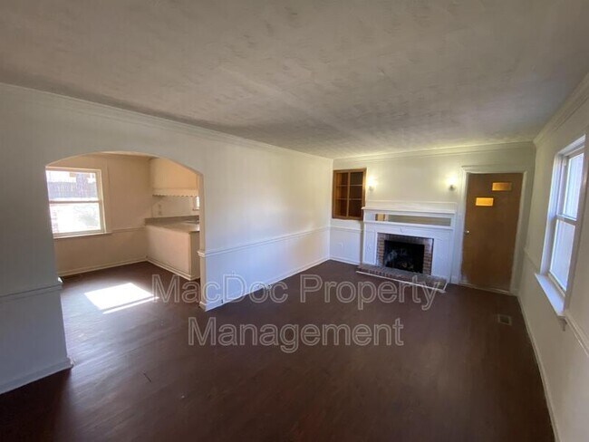 Building Photo - 126 Forrest Avenue - Apt. A