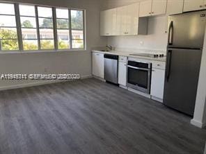 Building Photo - 810 7th St